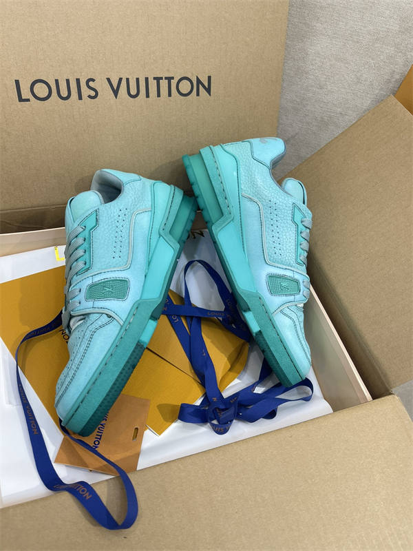 LV157