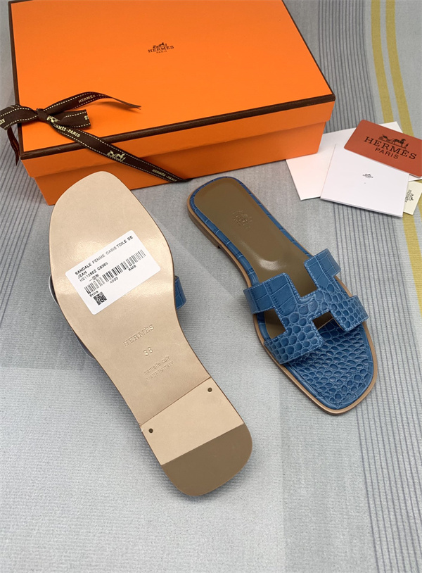 H Slipper