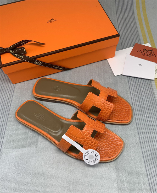 H Slipper