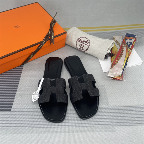 H Slipper