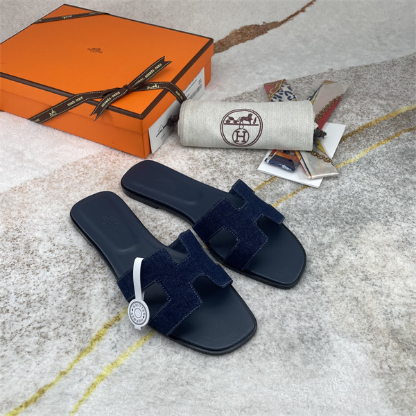 H Slipper