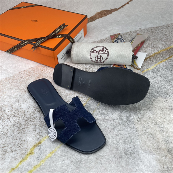 H Slipper