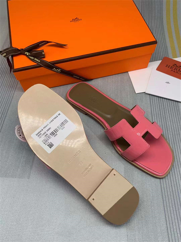 H Slipper