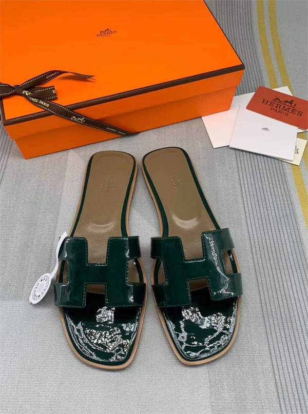H Slipper