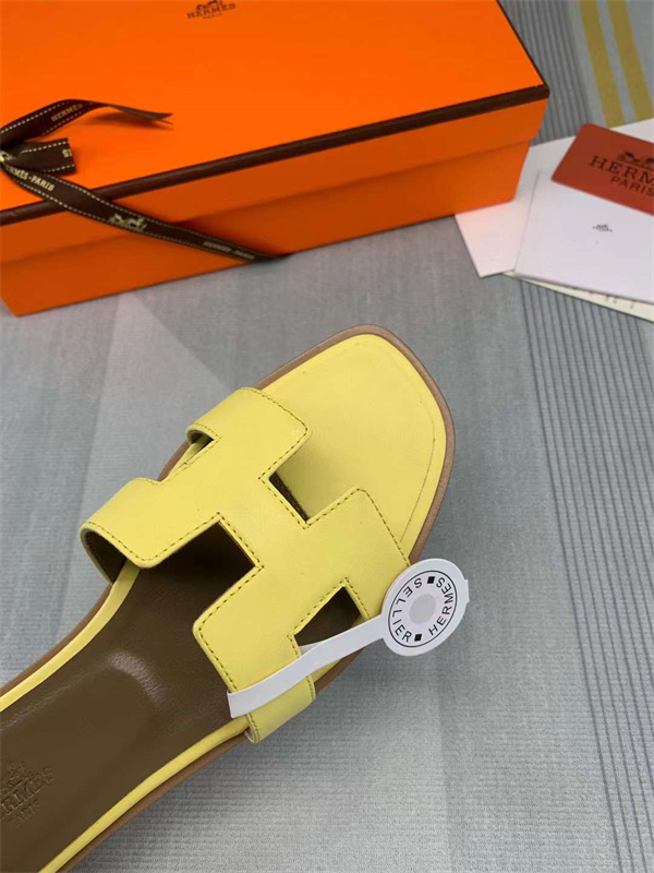 H Slipper