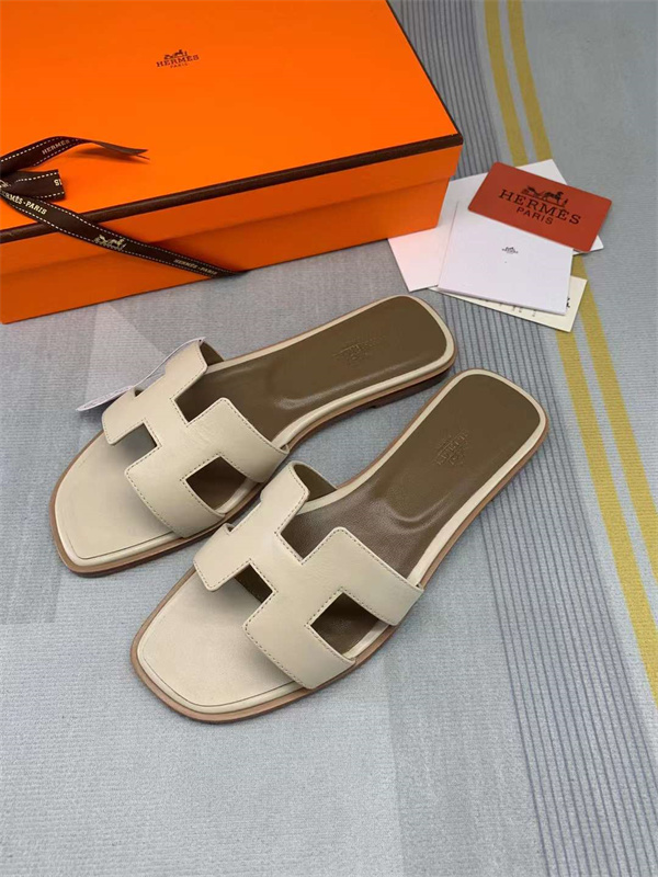 H Slipper