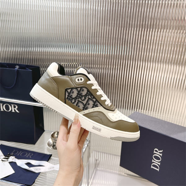 Dr B27 Sneaker