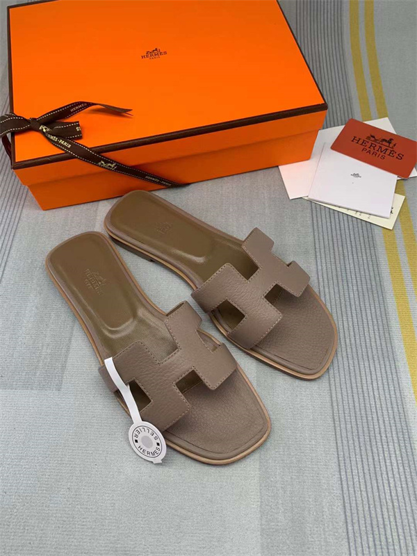 H Slipper