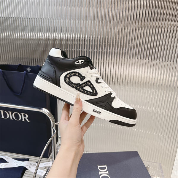Dr B57 Sneaker