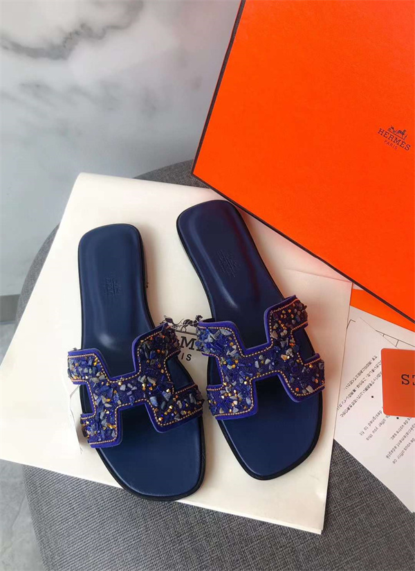 H Slipper