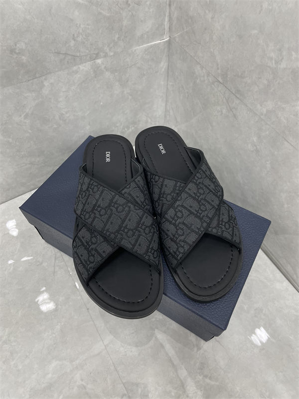 Dr Slipper