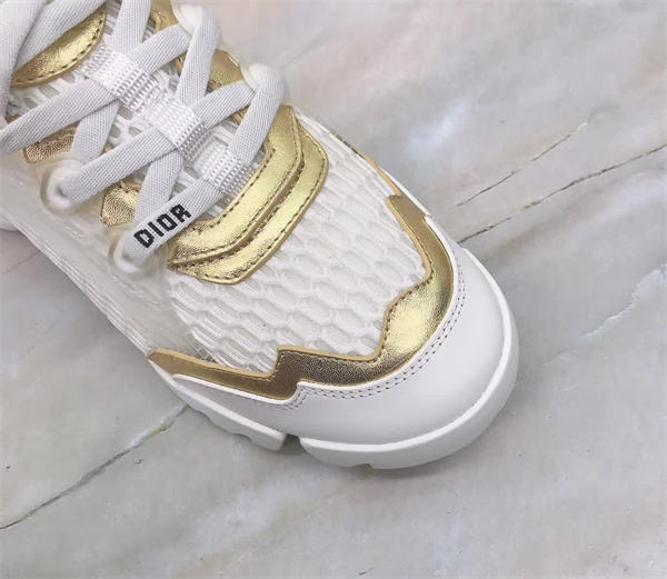 Dr Sneaker