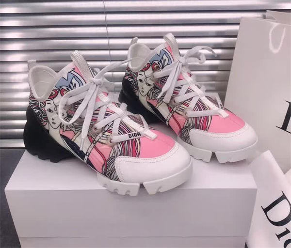 Dr Sneaker