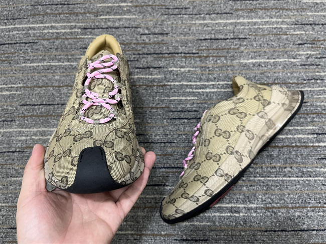 Gvc*1 Rhyton Sneaker 35