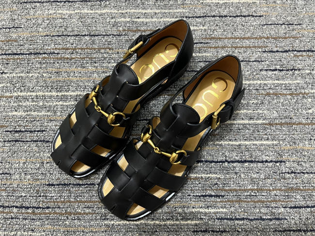 Gvc*1 Sandals 8