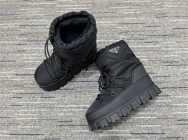 Pra*a Boot 4