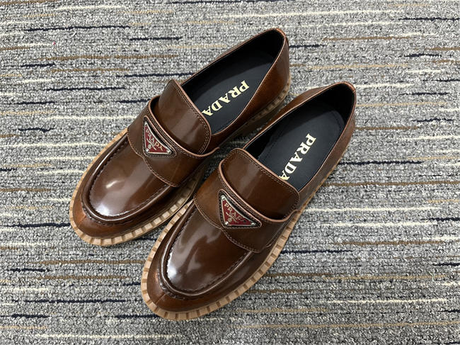 Pra*a Loafer Women  3