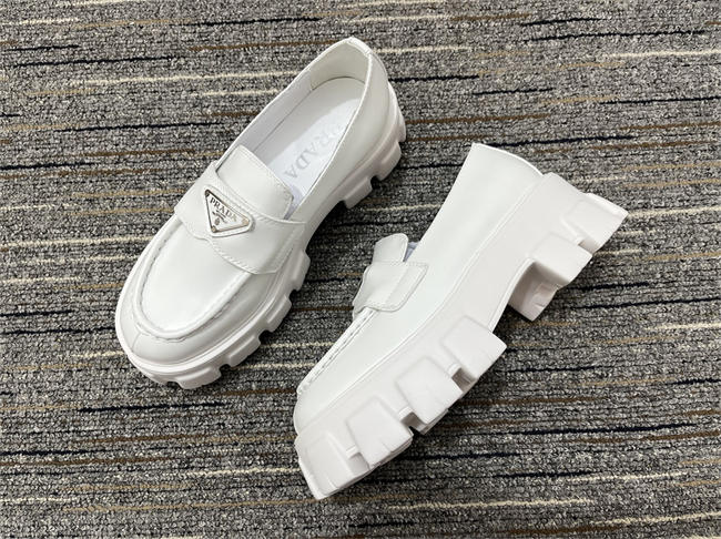 Pra*a Loafer Women  6