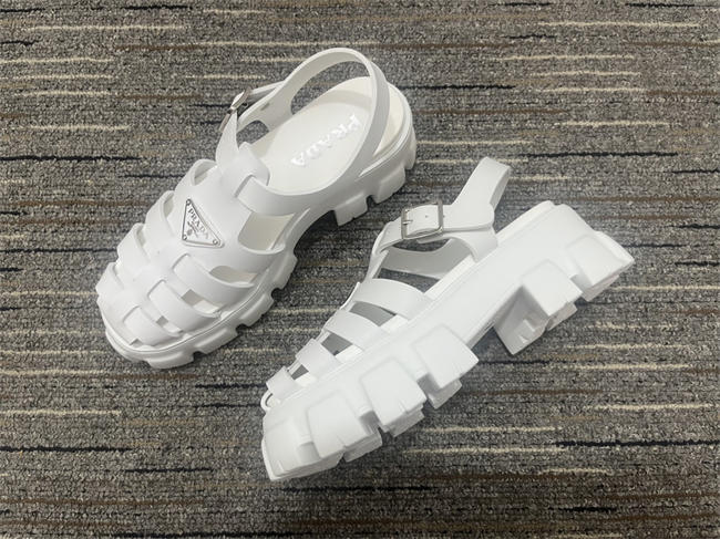 Pra*a Slipper 1