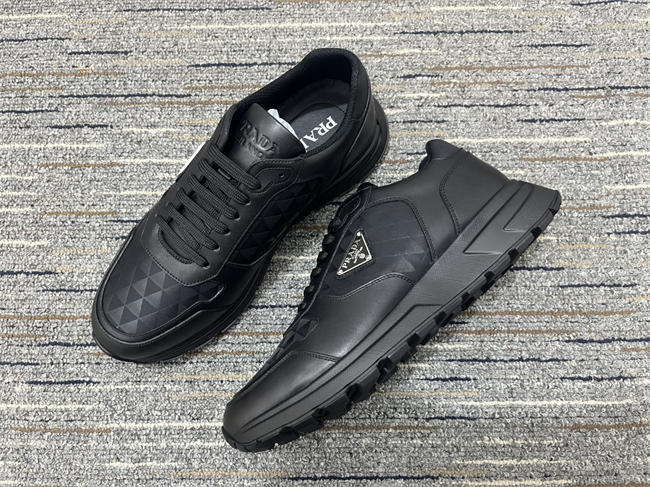 Pra*a Sneaker  2