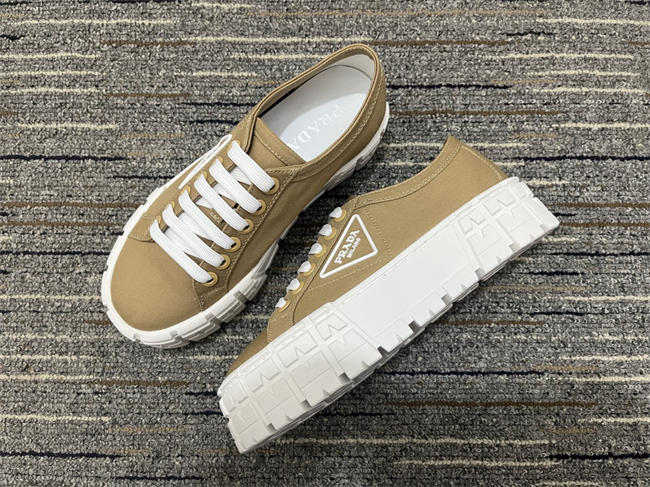 Pra*a Sneaker Women 9