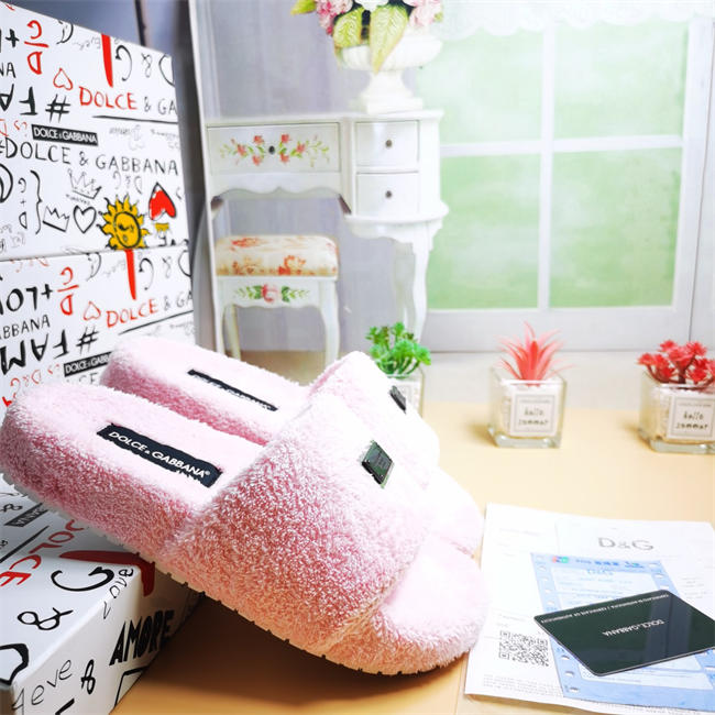 DG slipper 5