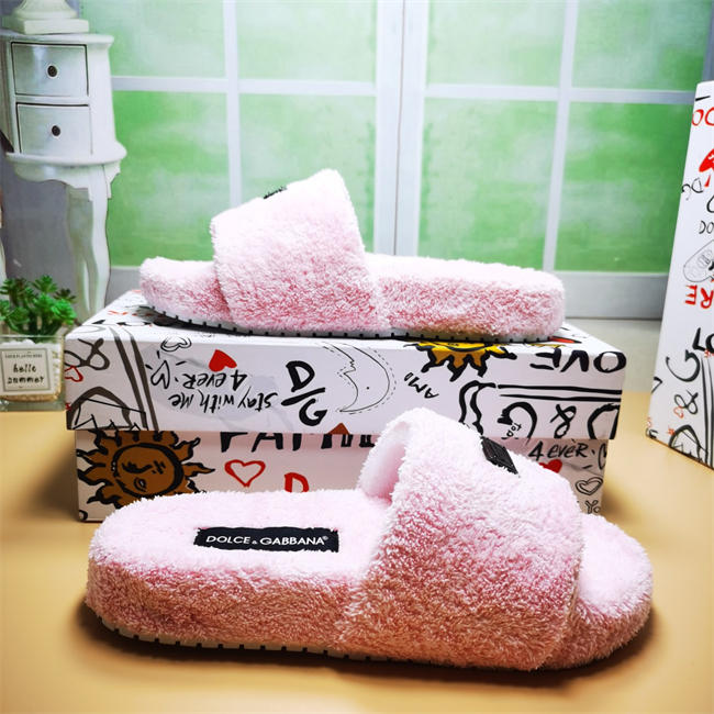 DG slipper 5