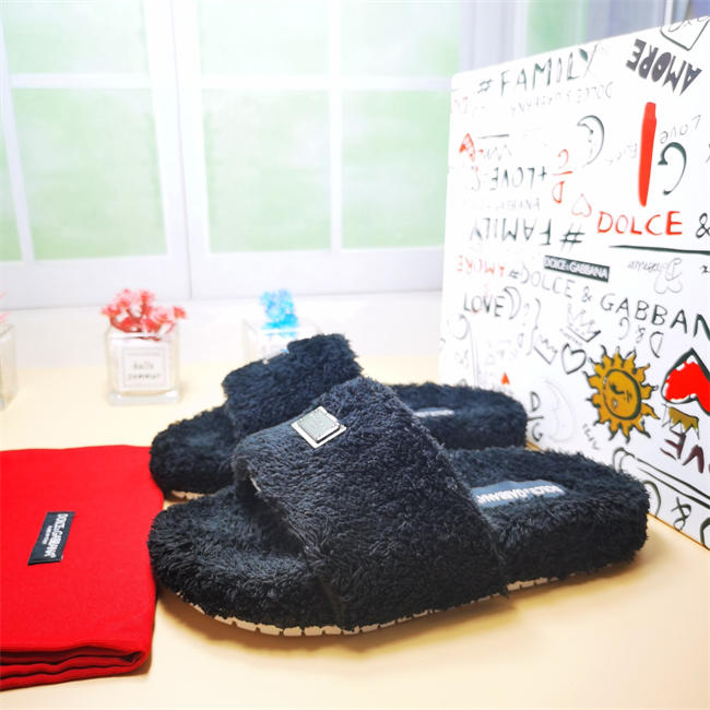 DG slipper 7