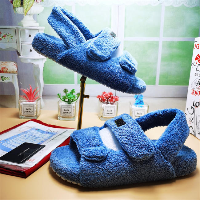 DG slipper 10