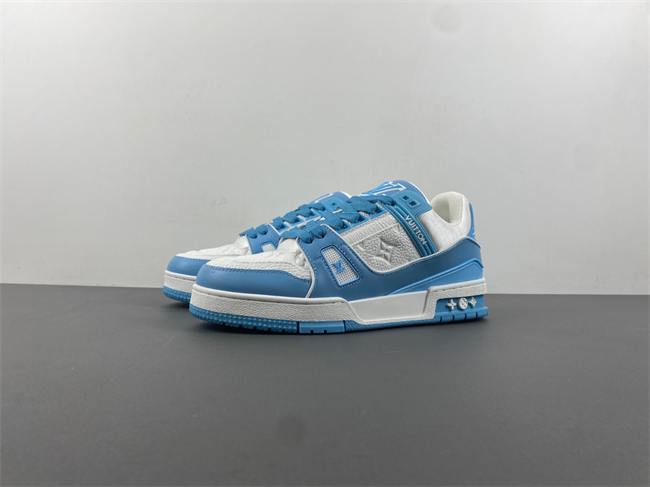 L0vis Vvtt0n LV trainer
