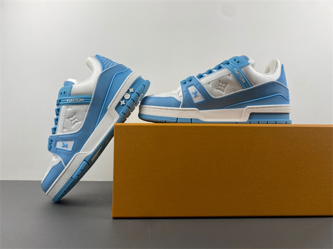 L0vis Vvtt0n LV trainer
