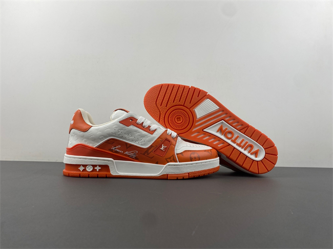 L0vis Vvtt0n LV trainer