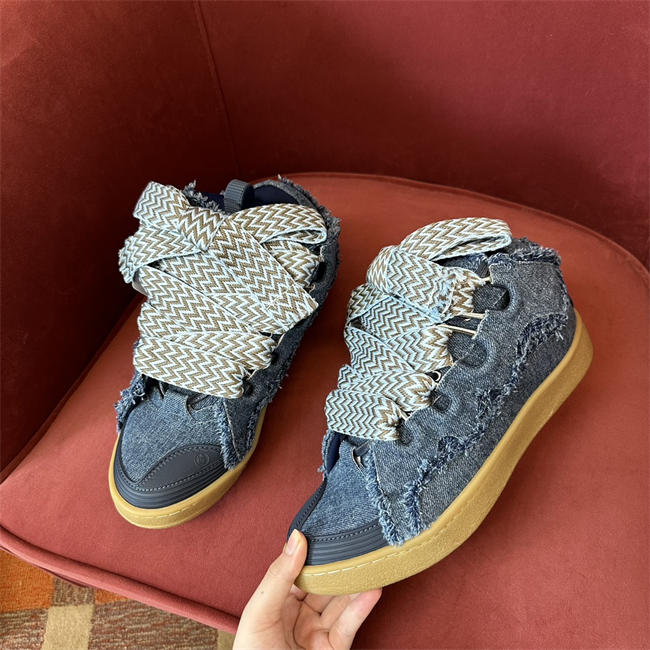 Lanvon Curb Sneaker 60