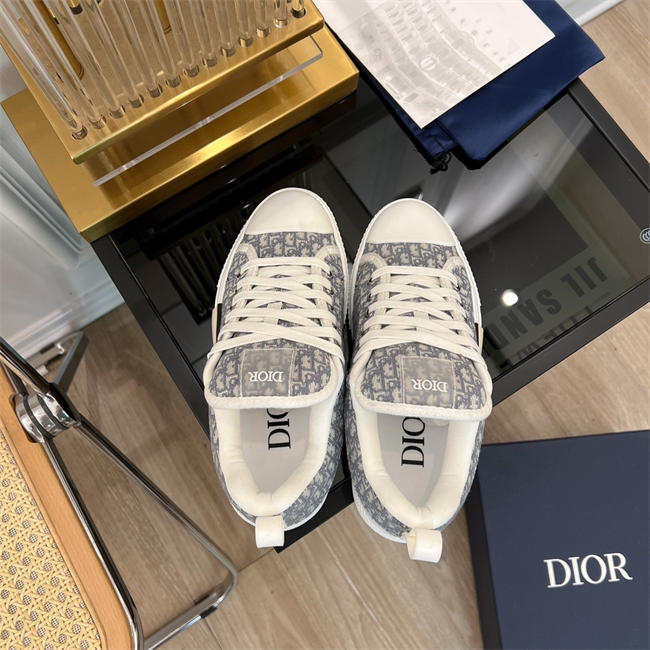 D10r B23 Low Top