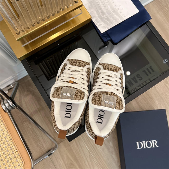 D10r B23 Low Top