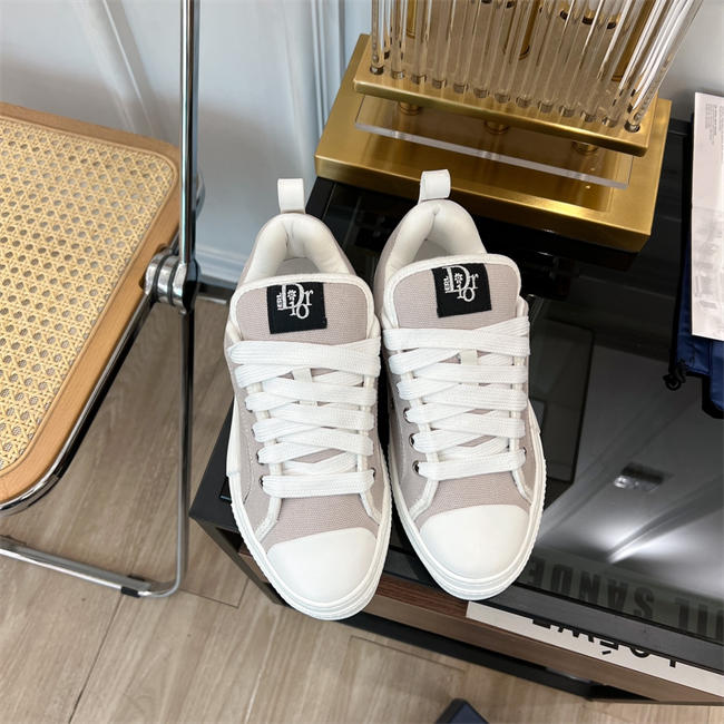 D10r B23 Low Top