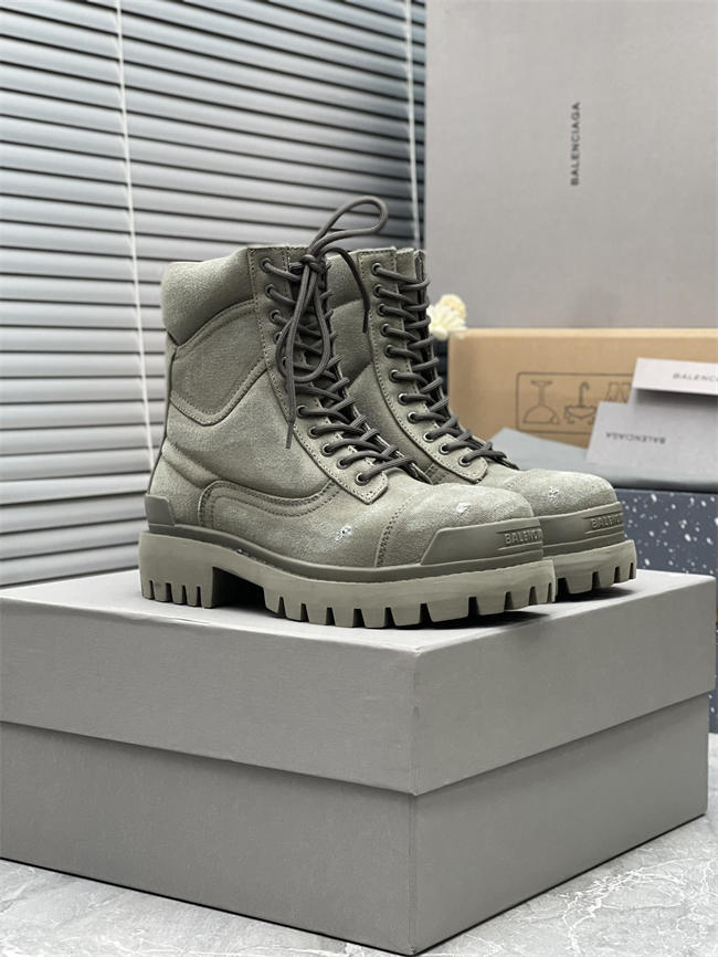 Ba1en*iaga Boot