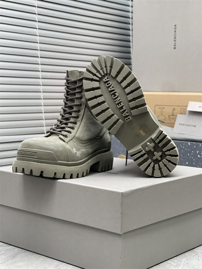 Ba1en*iaga Boot