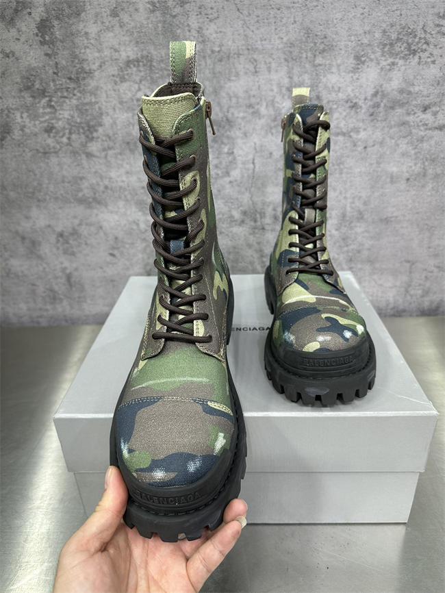 Ba1en*iaga Boot