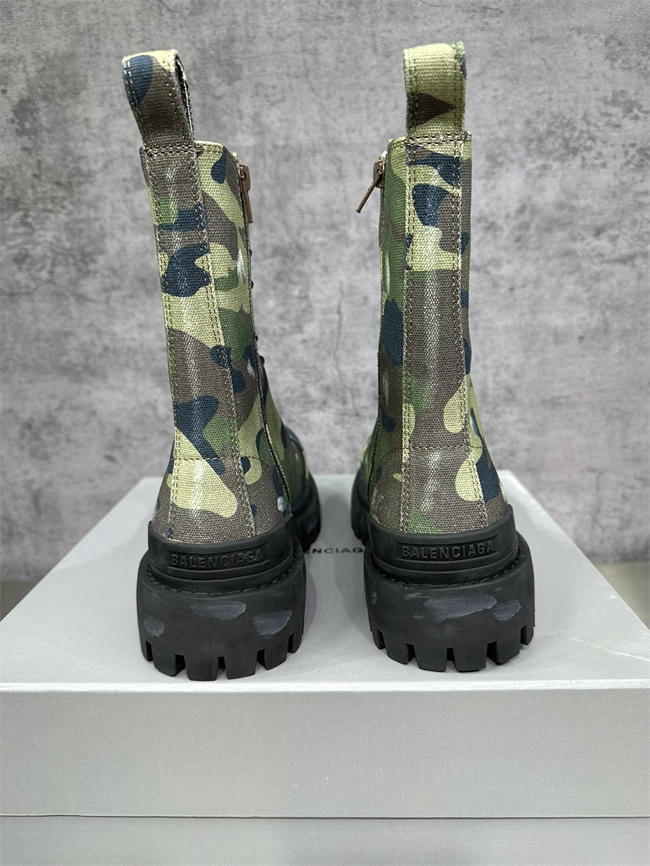 Ba1en*iaga Boot
