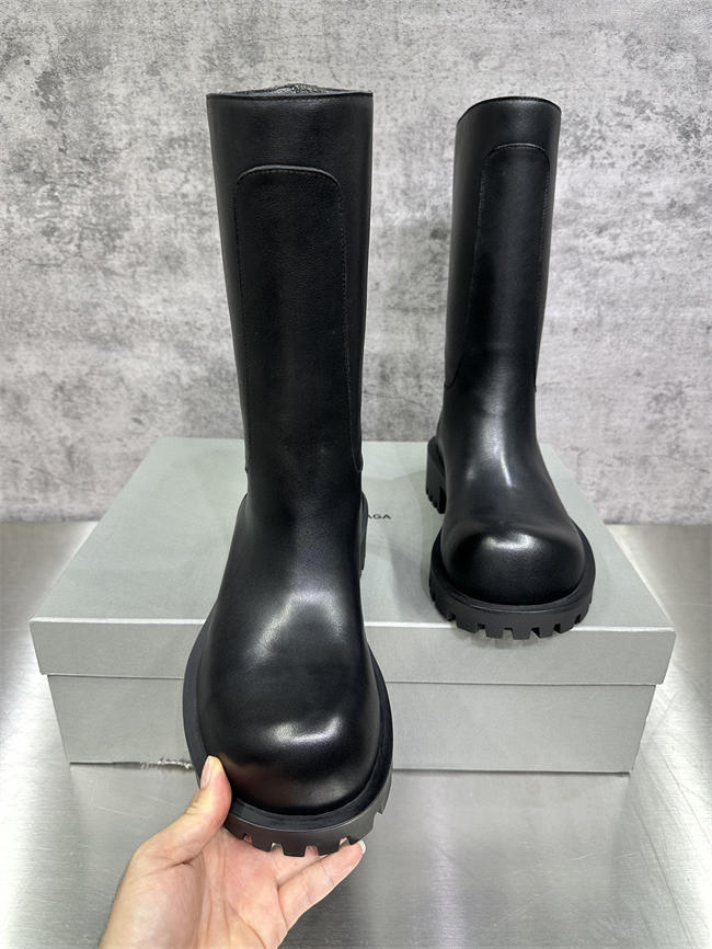 Ba1en*iaga Boot