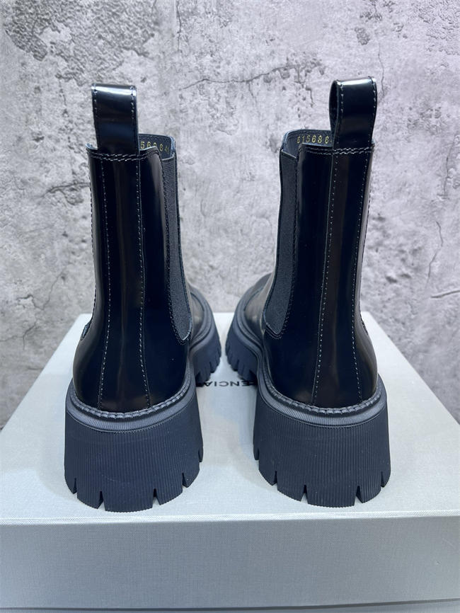 Ba1en*iaga Boot