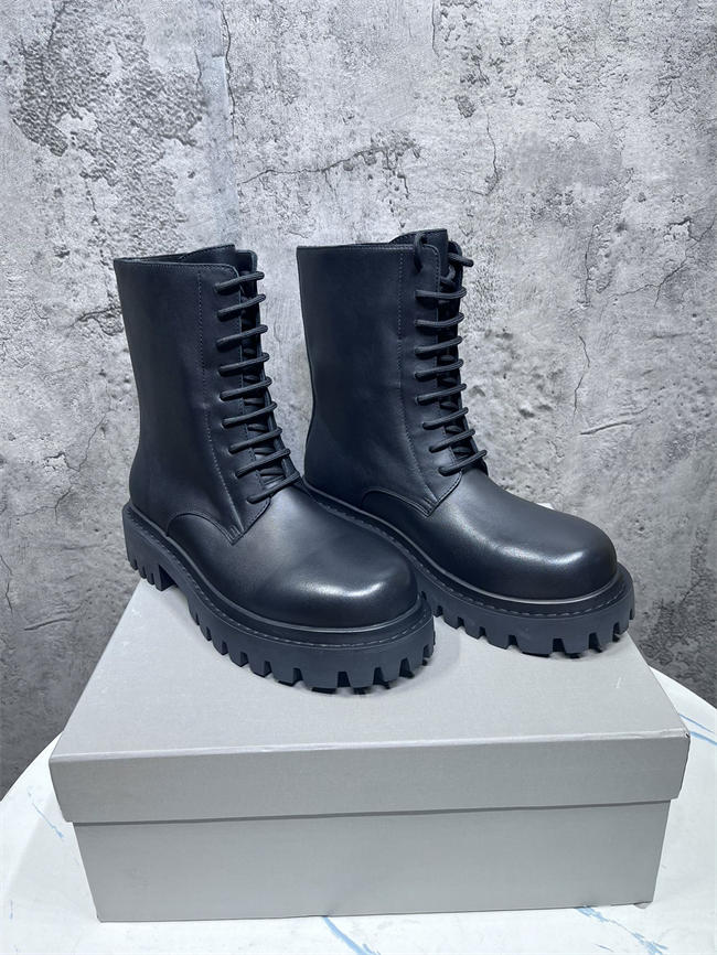 Ba1en*iaga Boot