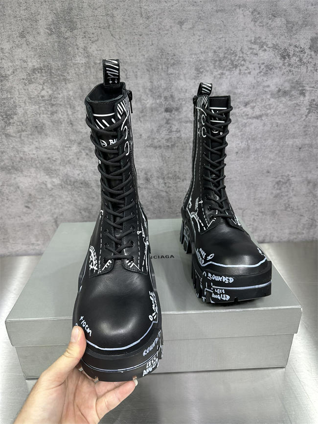 Ba1en*iaga Boot