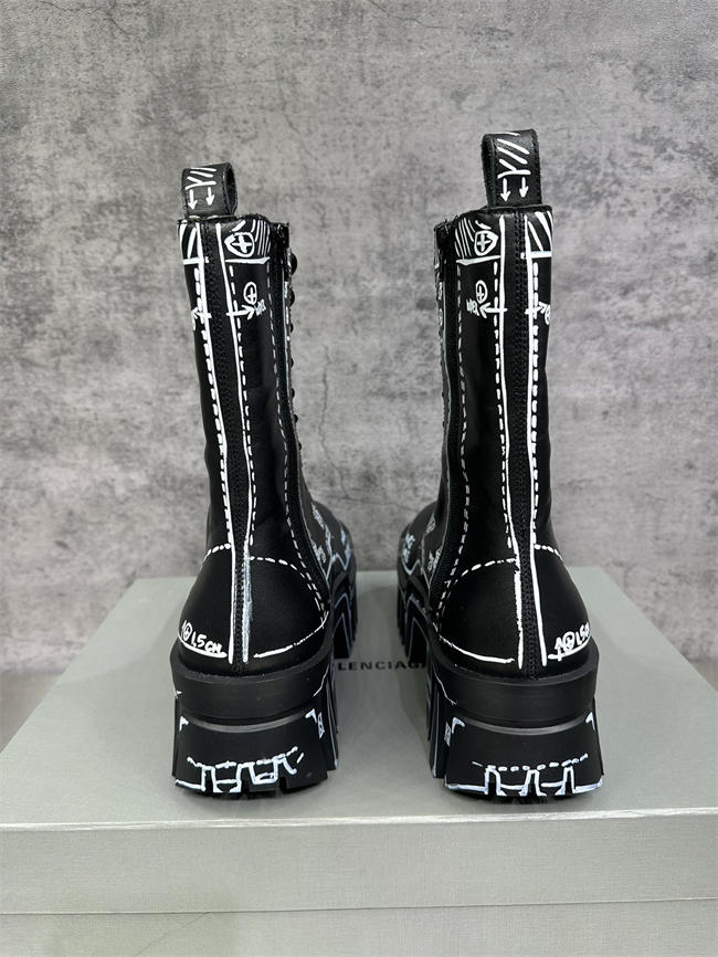 Ba1en*iaga Boot