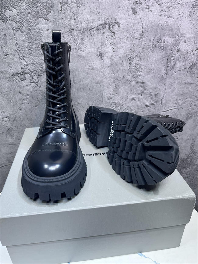 Ba1en*iaga Boot