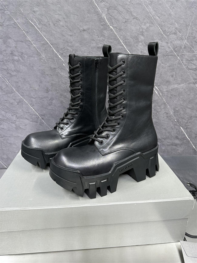 Ba1en*iaga Boot