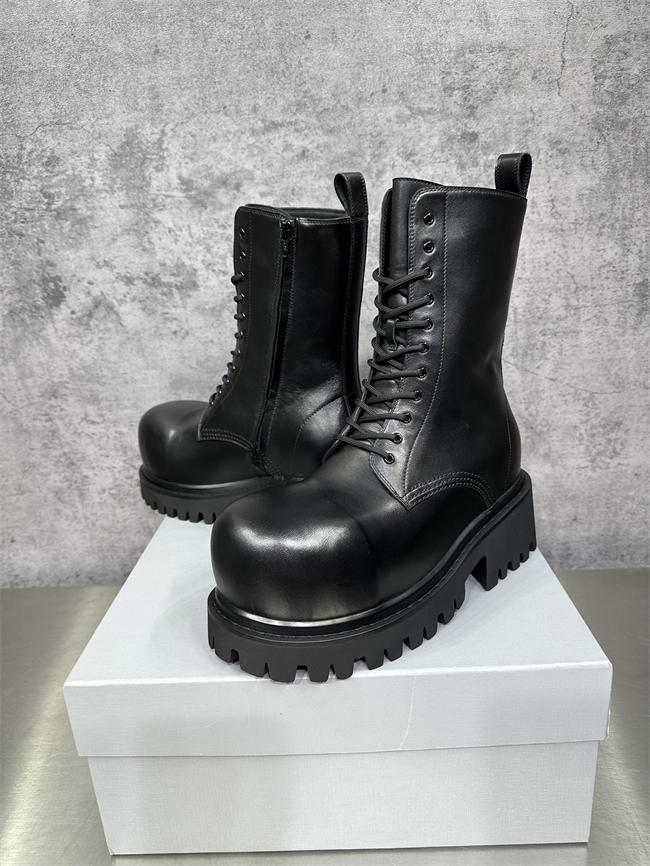 Ba1en*iaga Boot