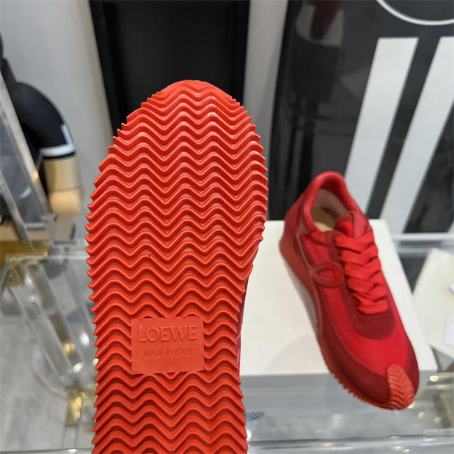 L0ew* Sneaker