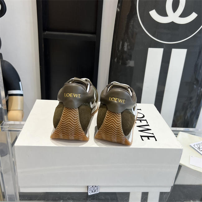 L0ew* Sneaker